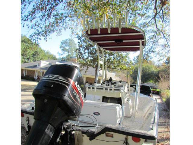 2000 Skeeter Bay Pro with SG300 Boat T-Top