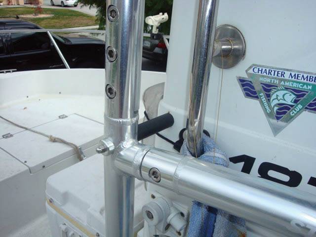 1991 Four Winns Quest 187 with SG600 Boat T-Top