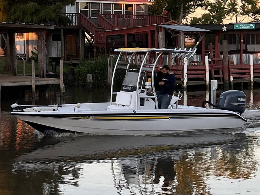 2007 Champion 22 Bay with SG300 Boat T-Top, customer install photo