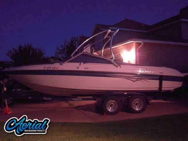 2006 Reinell/230 LSE/ with Airborne Wakeboard Tower