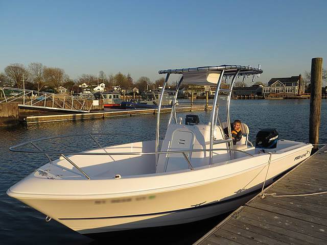 2003 Pro-Line Sport 20 with SG300 Boat T-Top