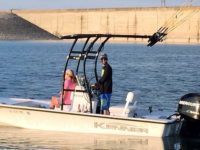 2009 Kenner 180 VX with SG300 Boat T-Top