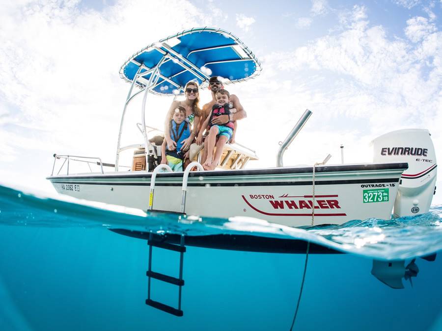 1986 Boston Whaler Outrage