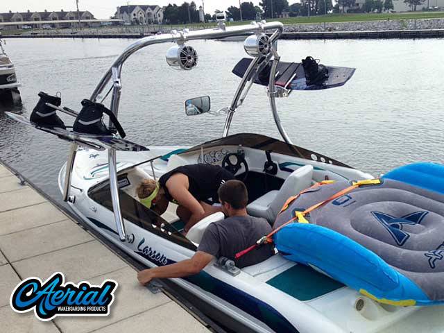 1997 Larson Flyer 176 with Ascent 2.0 Wakeboard Tower — customer install photo