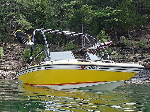 1986 Supra Saltare with Airborne Wakeboard Tower