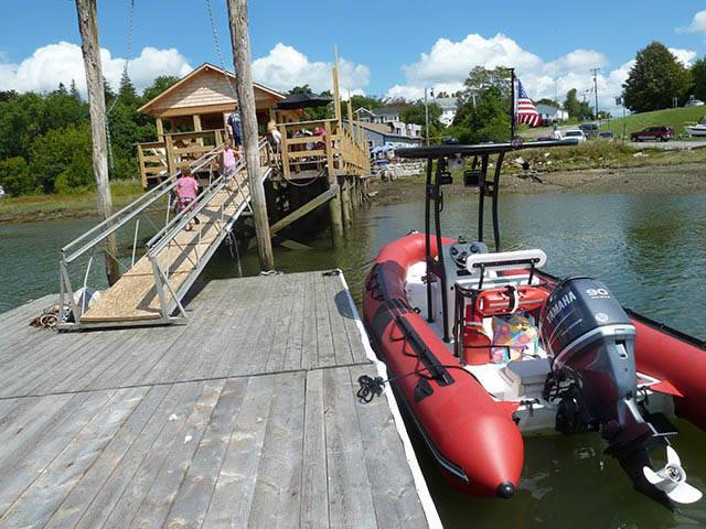 2007 Zodiac Pro16 Man with SG300 Boat T-Top
