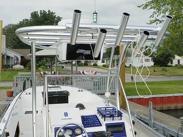 1984 Chris-Craft 331 Scoripon with SG300 Boat T-Top