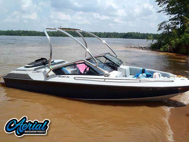 1986 Wellcraft with Airborne Wakeboard Tower