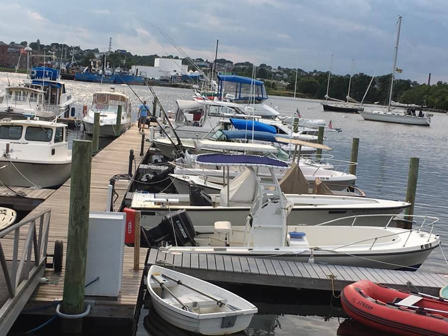 1972 Mako 19' Center Console with SG300 Boat T-Top
