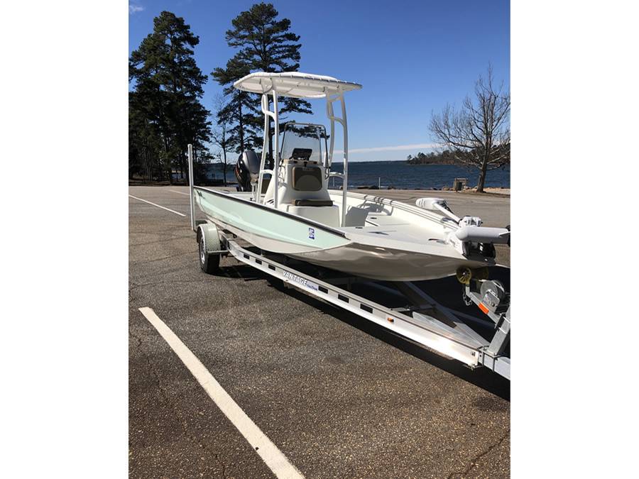 2020 Excel 203 Bay Pro with SG600 Boat T-Top