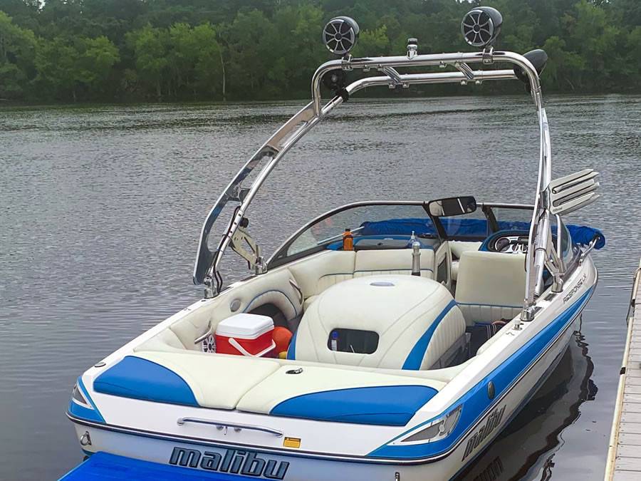 2006 Malibu LXI with FreeRide Wakeboard Tower