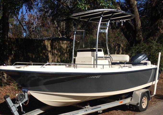 2005 Sea Hunt Triton 186 with SG300 Boat T-Top