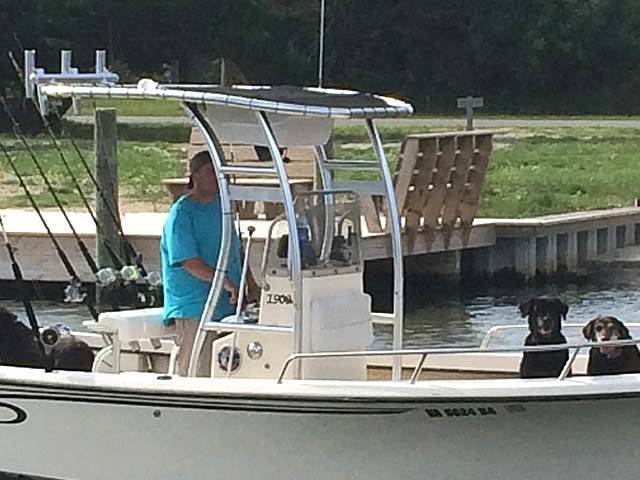 2003 May-Craft 1900 with SG300 Boat T-Top