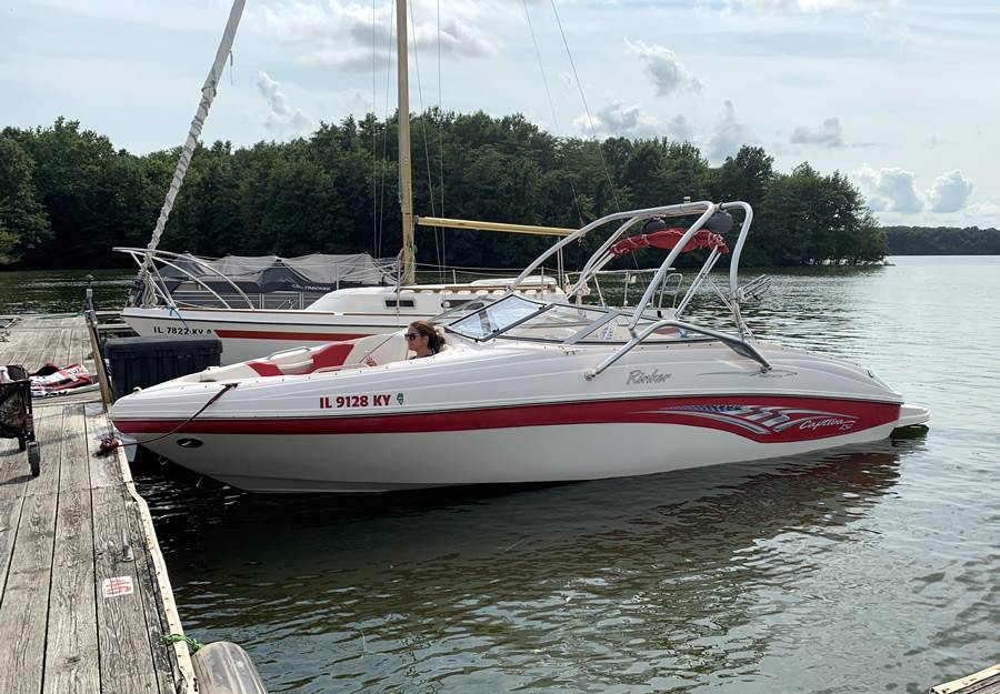 2004 Rinker Captiva 232 with Airborne Wakeboard Tower — customer install photo