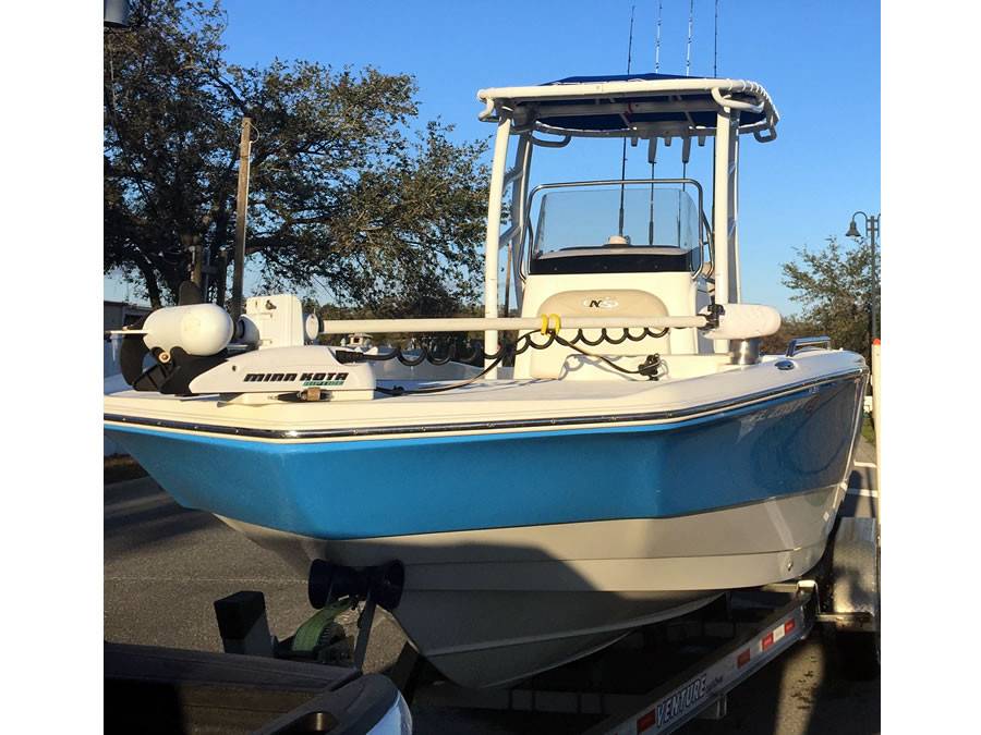 2015 NauticStar 231 Angler with SG900 Boat T-Top