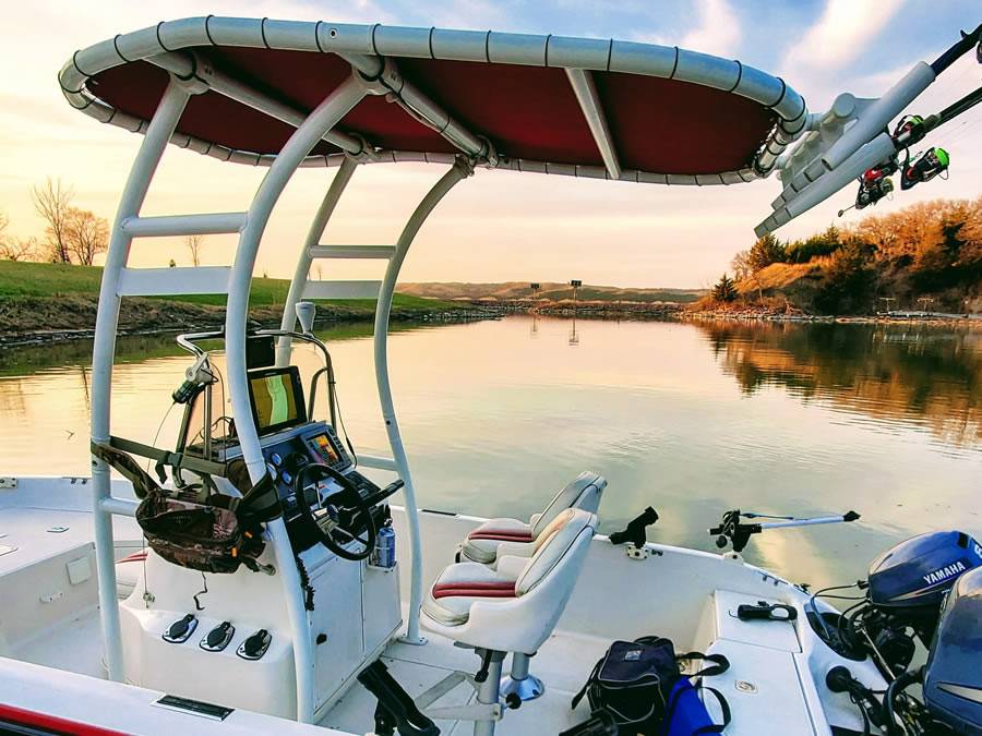 2002 Ranger 175 Sportfisherman with SG300 Boat T-Top