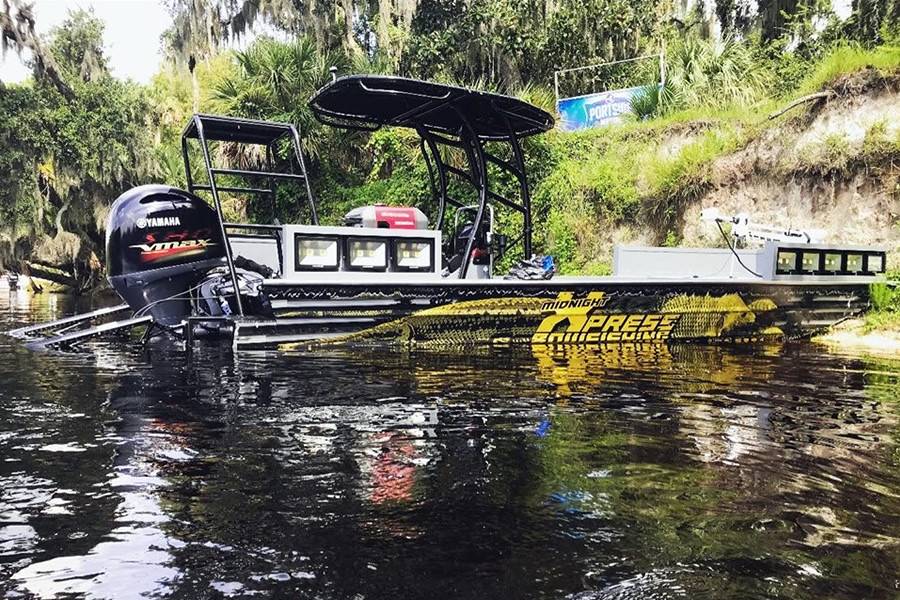 2020 Alweld 2070 Bowfish with SG900 Boat T-Top, customer install photo