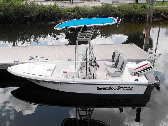 2001 Sea Fox 160 with SG300 Boat T-Top