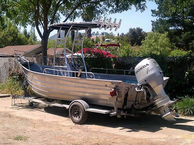 1989 Bayrunner with SG300 Boat T-Top