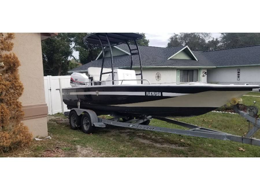 1996 Century 2130 Bay with SG300 Boat T-Top
