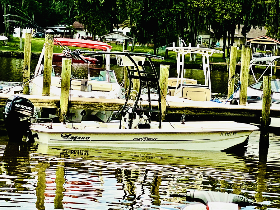 2017 Mako Pro Skiff 17