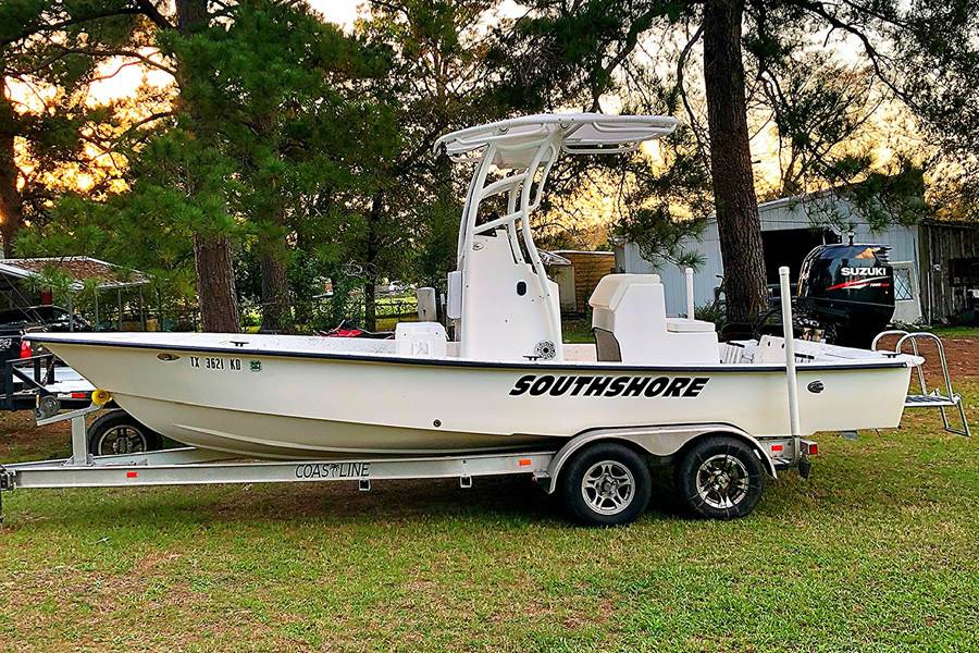 2005 South Shore Classic with SG900 Boat T-Top