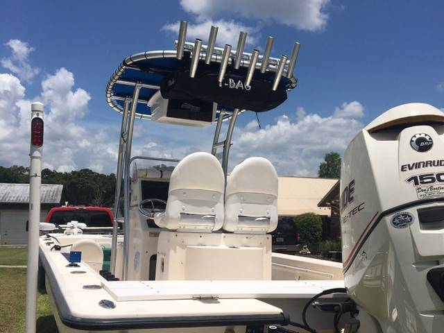 2007 Kencraft 2460 with SG300 Boat T-Top